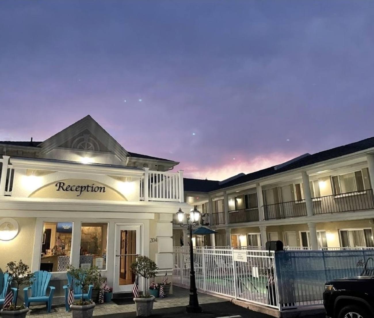The Lamplight Inn Лаваллетт Екстер'єр фото